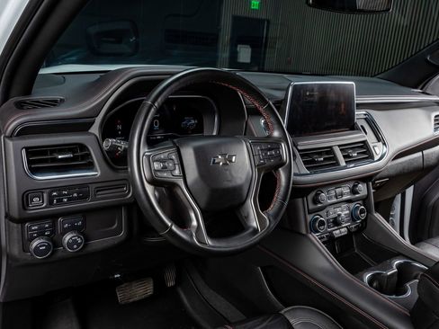 Used 2023 Chevrolet Suburban RST w/ Sport Performance Package image 17