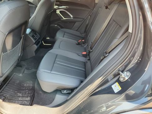 Used 2025 Audi Q5 Premium Plus w/ Premium Plus AWD/4WD image 28