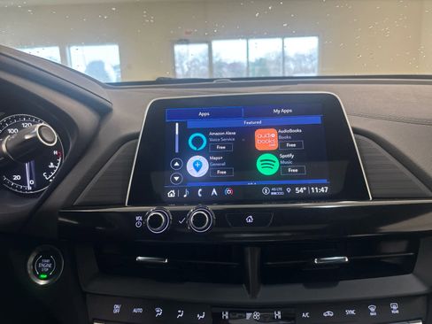 Used 2025 Cadillac CT4 Premium Luxury image 43