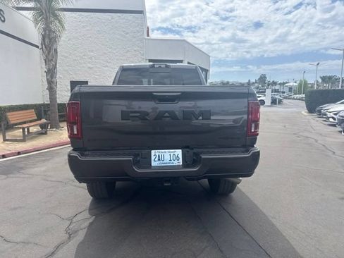 Used 2025 RAM 2500 Laramie AWD/4WD image 4