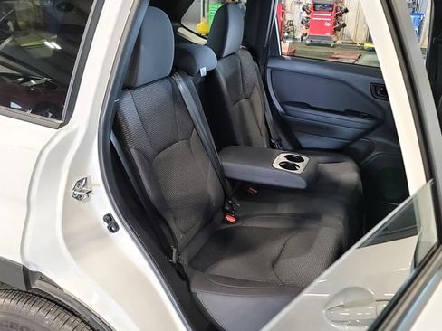 Used 2025 Subaru Forester Premium AWD/4WD image 33