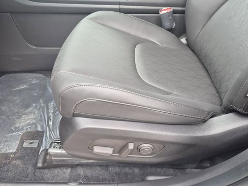 New 2026 Kia Carnival SX FWD image 10