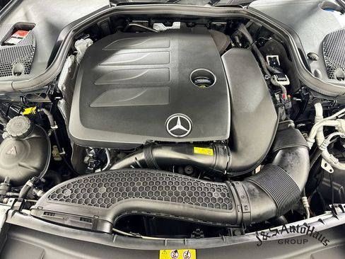 Used 2023 Mercedes-Benz E 350 4MATIC Sedan image 38