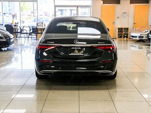 Used 2021 Mercedes-Benz S 580 4MATIC Sedan image 6