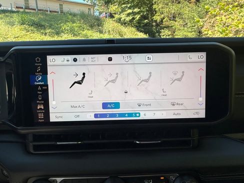 New 2025 Jeep Wrangler Unlimited Sahara image 25