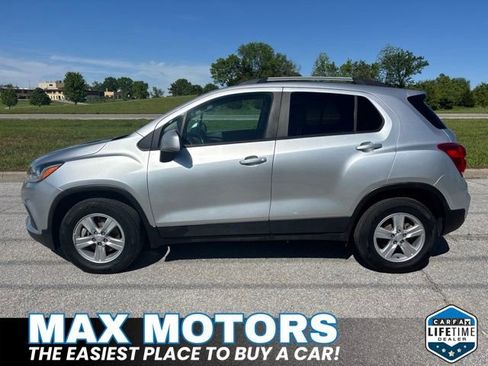 Used 2022 Chevrolet Trax LT w/ Driver Confidence Package AWD/4WD image 10