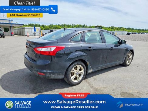 Used 2013 Ford Focus SE w/ SE Winter Pkg FWD image 4