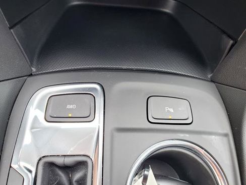 Used 2023 Chevrolet Equinox LT image 22