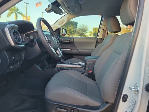 Used 2023 Toyota Tacoma SR5 image 19