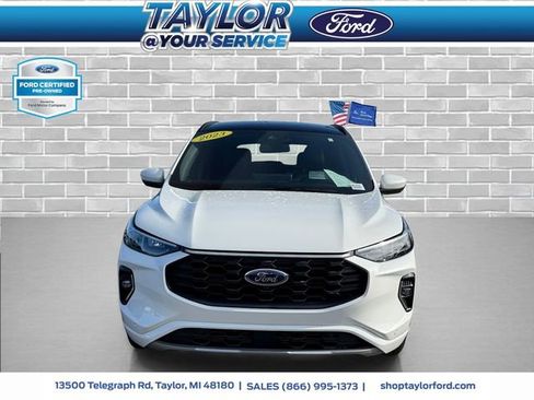 Certified 2023 Ford Escape ST-Line Elite w/ Premium Technology Package AWD/4WD image 2