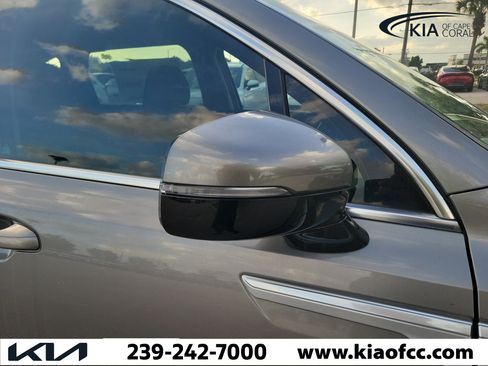 New 2026 Kia Sorento EX FWD image 8