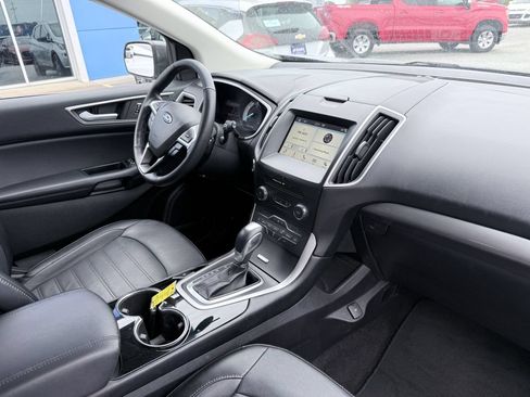 Used 2018 Ford Edge SEL w/ Equipment Group 201A AWD/4WD image 12