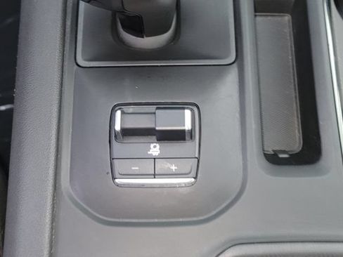 Used 2023 GMC Sierra 1500 AT4 w/ AT4 Premium Package AWD/4WD image 24