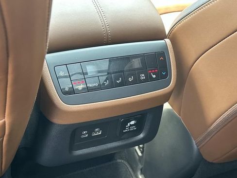 Used 2025 Nissan Pathfinder Platinum w/ Cargo Package FWD image 19