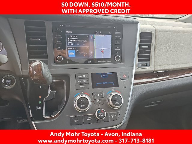 Used 2018 Toyota Sienna Limited FWD image 15