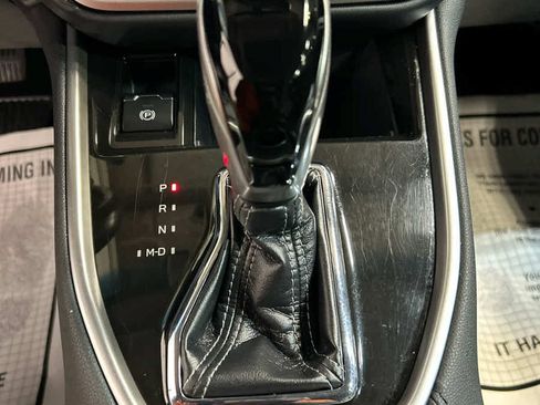 Used 2021 Subaru Outback Limited XT AWD/4WD image 8