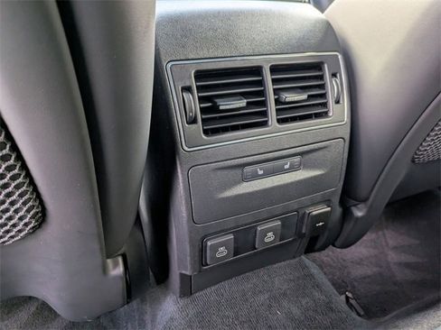 Used 2025 Jaguar F-PACE R-Dynamic S image 13