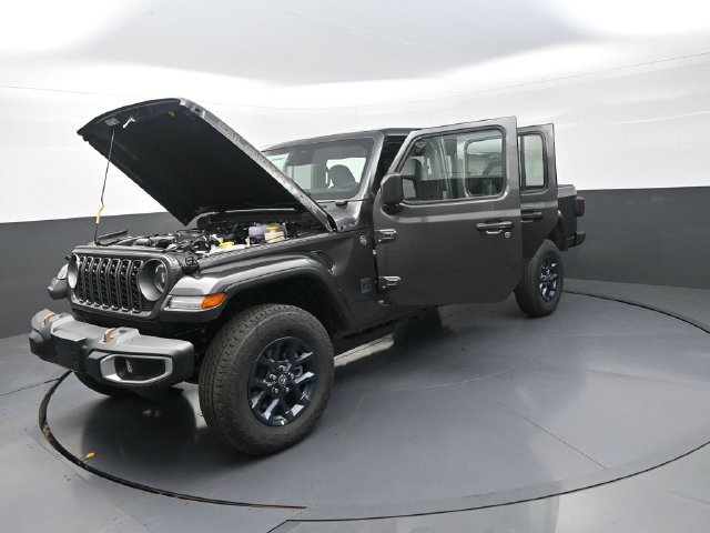 New 2026 Jeep Gladiator Sport AWD/4WD image 28