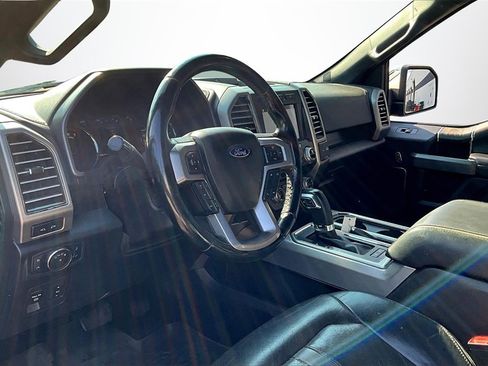 Used 2018 Ford F150 Platinum w/ Technology Package image 17