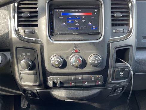 Used 2018 RAM 2500 Big Horn w/ Sport Appearance Group image 12