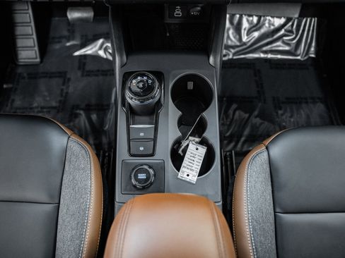 Certified 2024 Ford Bronco Sport Outer Banks w/ Tech Package image 31