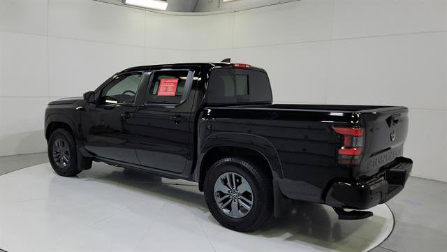 Certified 2025 Nissan Frontier SV RWD image 5