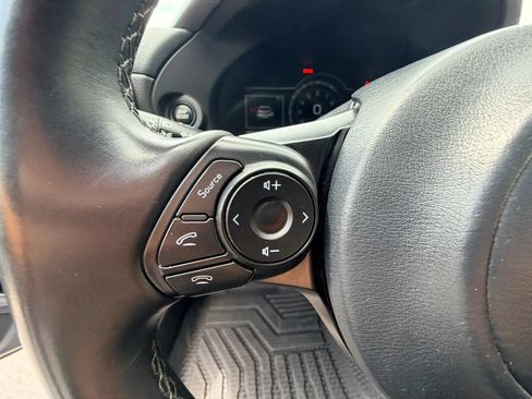 Used 2023 Toyota GR86 w/ ALL Weather Mat Package (TMS) RWD image 13