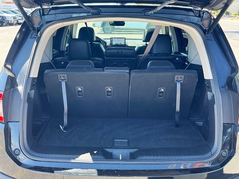 Used 2024 Honda Pilot Touring image 28