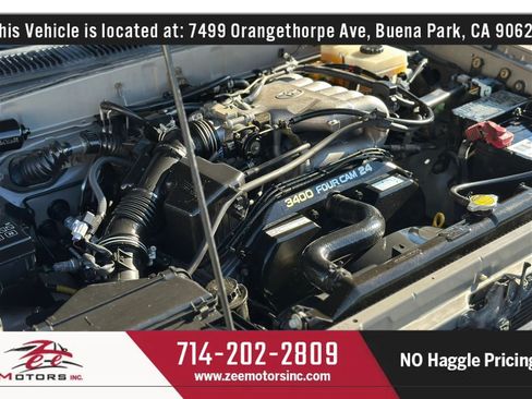 Used 2002 Toyota 4Runner SR5 AWD/4WD image 50