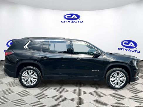 Used 2024 GMC Acadia Elevation FWD image 2