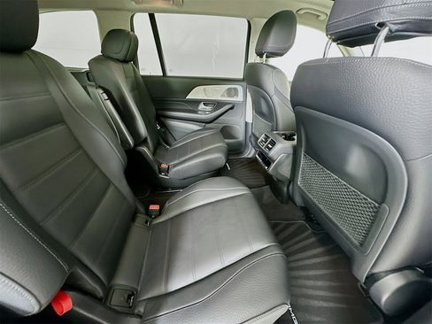Certified 2024 Mercedes-Benz GLS 450 4MATIC image 32