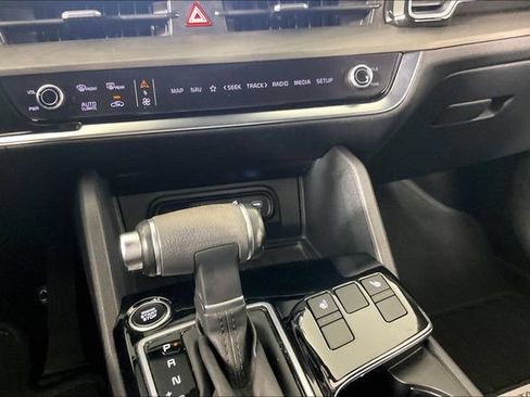 Certified 2024 Kia Sportage X-Line w/ X-Line Premium Package AWD/4WD image 8