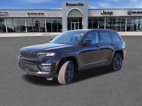 New 2025 Jeep Grand Cherokee Limited image 7