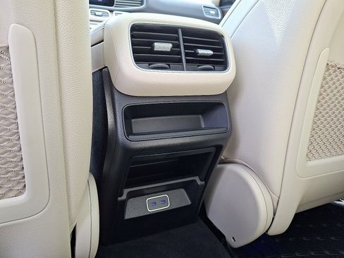 New 2026 Mercedes-Benz GLE 350 4MATIC image 9
