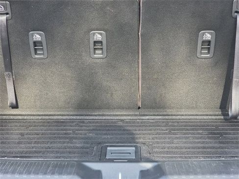 Used 2025 Honda Pilot Elite image 24