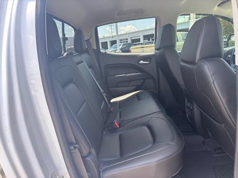 Used 2019 Chevrolet Colorado ZR2 w/ Colorado ZR2 Bison Edition AWD/4WD image 13