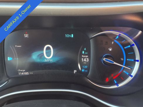 Used 2017 Chrysler Pacifica Premium FWD image 21