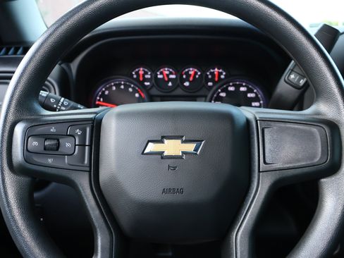 Used 2025 Chevrolet Silverado 1500 W/T RWD image 9