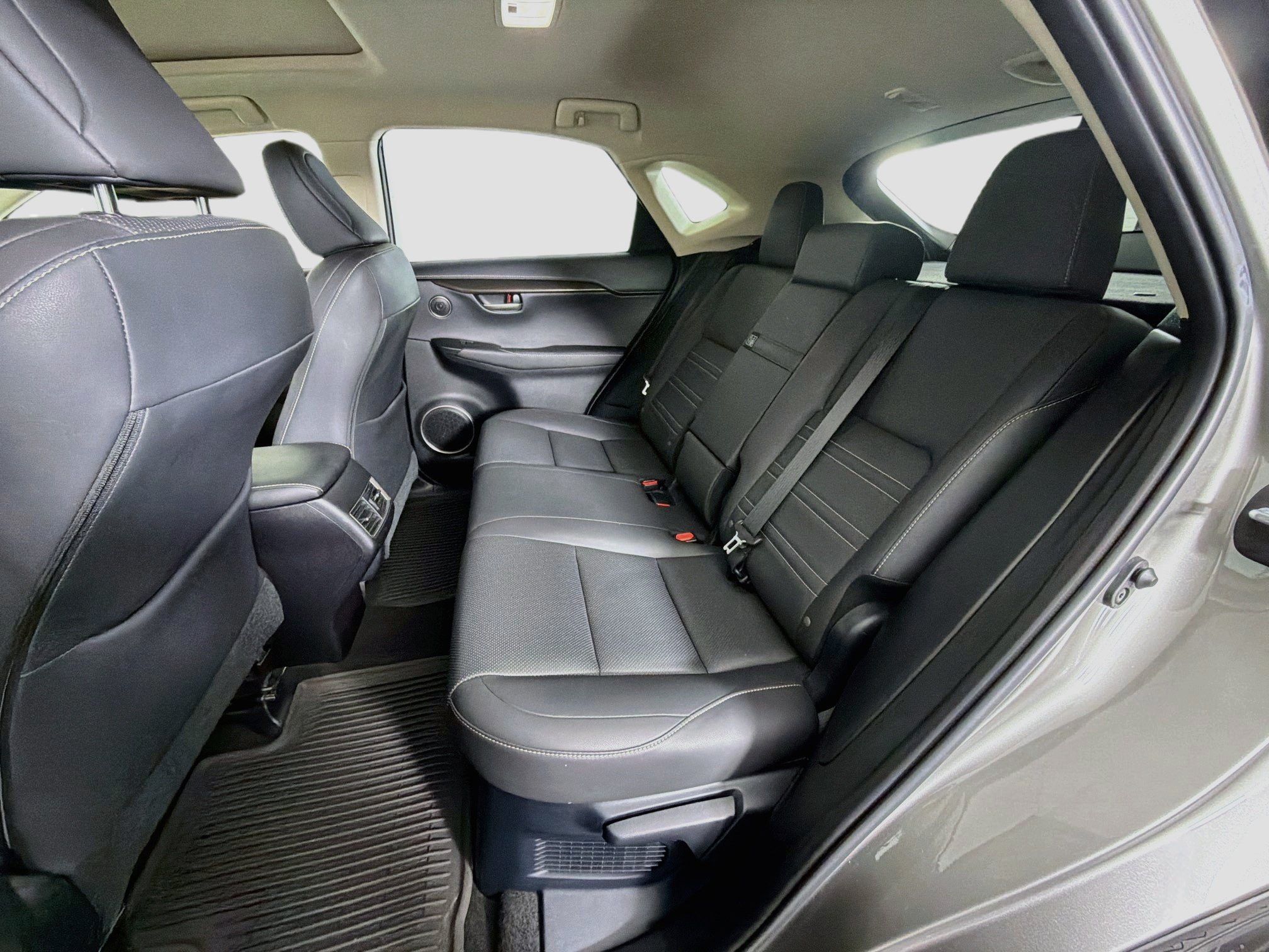 Used 2016 Lexus NX 200t AWD w/ Premium Package image 29