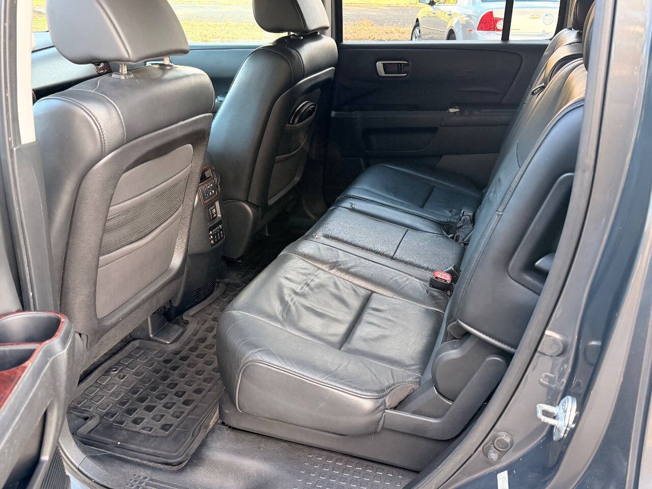 Used 2011 Honda Pilot EX-L image 12