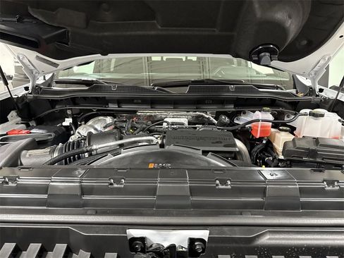 New 2026 Chevrolet Silverado 3500 LT image 25