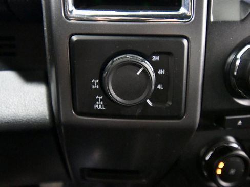 Used 2015 Ford F150 XLT w/ Equipment Group 302A Luxury image 26