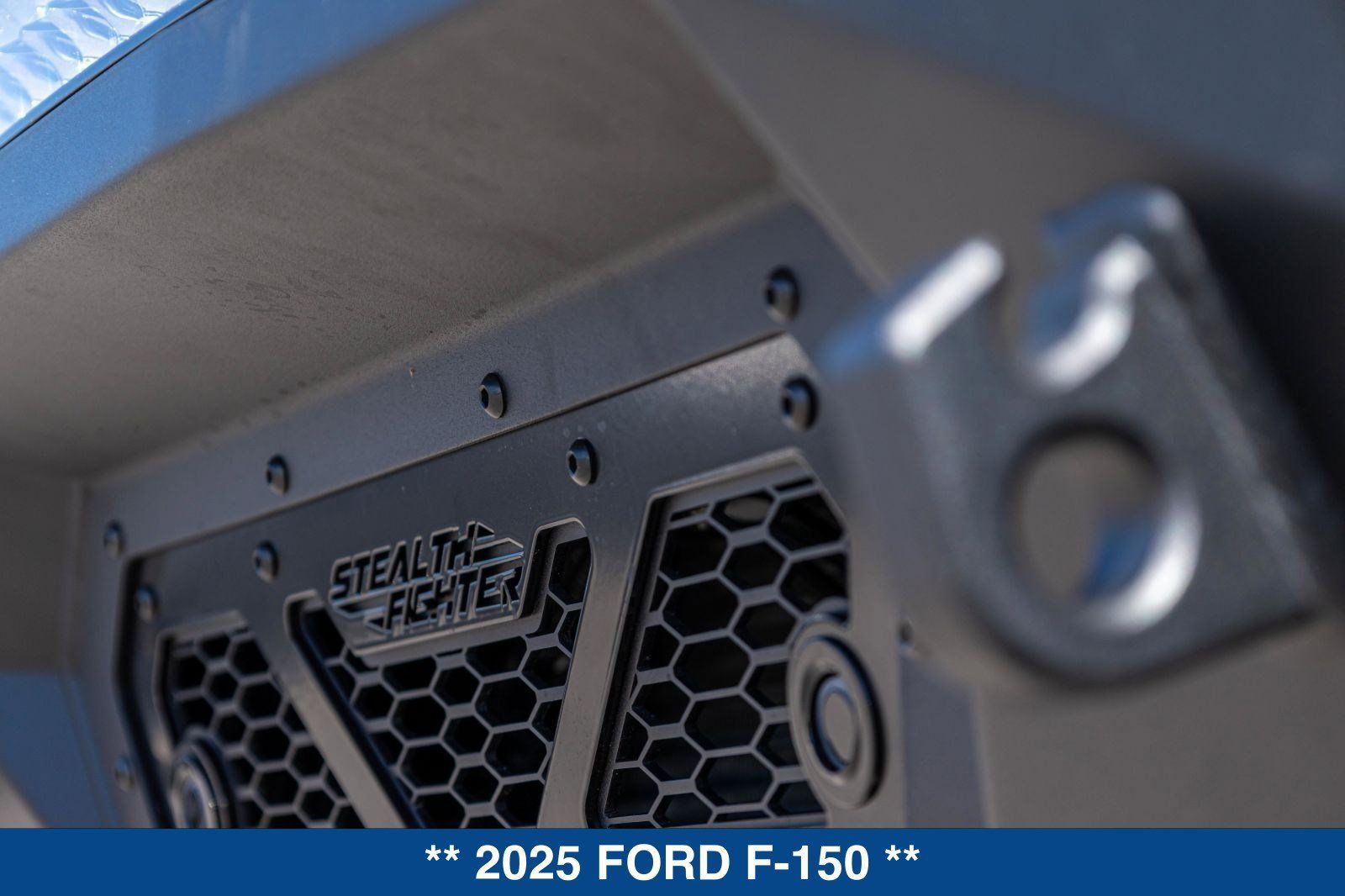 New 2025 Ford F150 Raptor AWD/4WD image 34