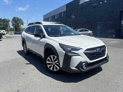 Certified 2025 Subaru Outback Premium AWD/4WD image 19