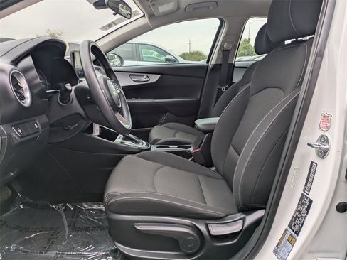 Used 2024 Kia Forte LXS image 25