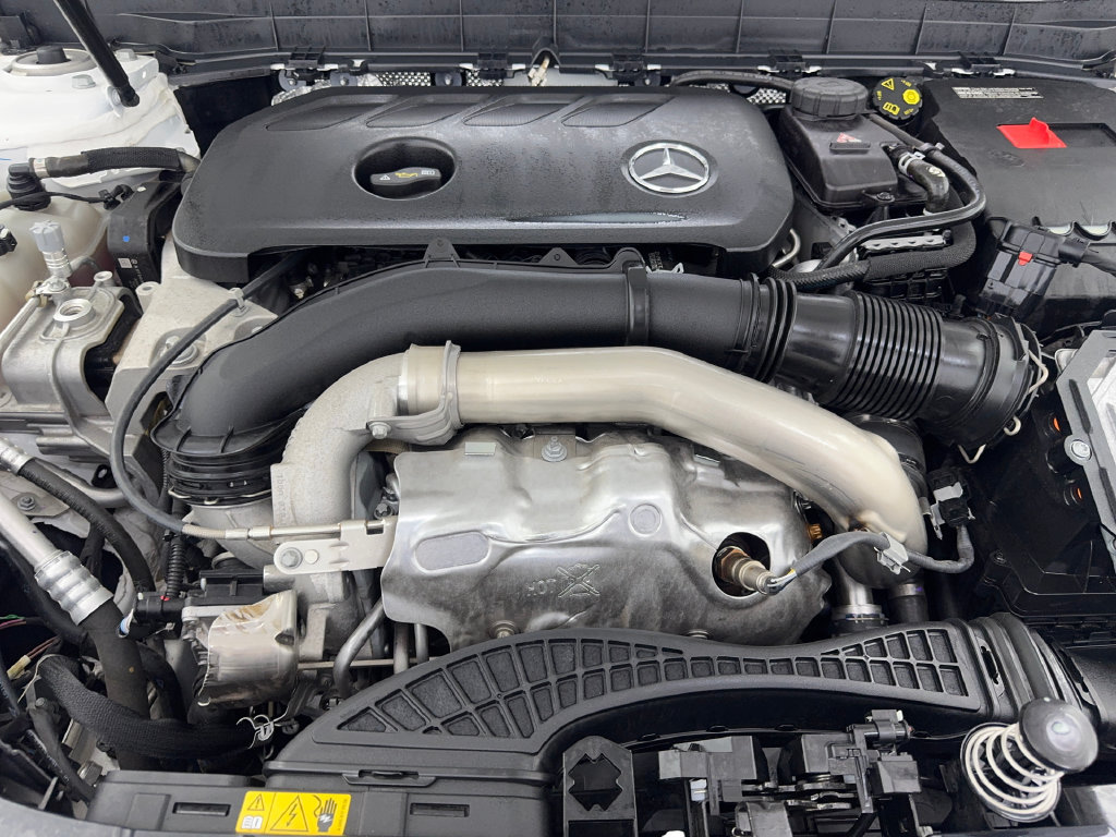Used 2025 Mercedes-Benz GLB 250 w/ Exclusive Package image 75