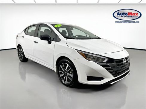 Used 2025 Nissan Versa S w/ S Plus Package image 1