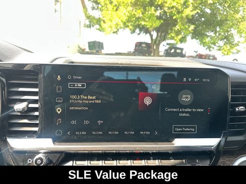 Used 2025 GMC Sierra 2500 SLE w/ SLE Value Package; AWD/4WD image 17