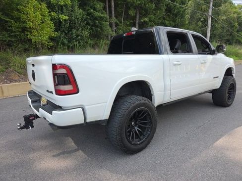 Used 2021 RAM 1500 Laramie AWD/4WD image 3
