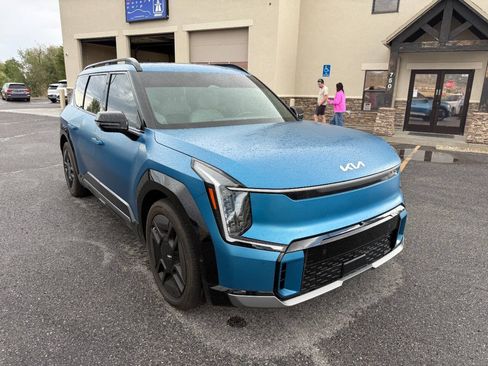 Used 2024 Kia EV9 GT-Line AWD/4WD image 1